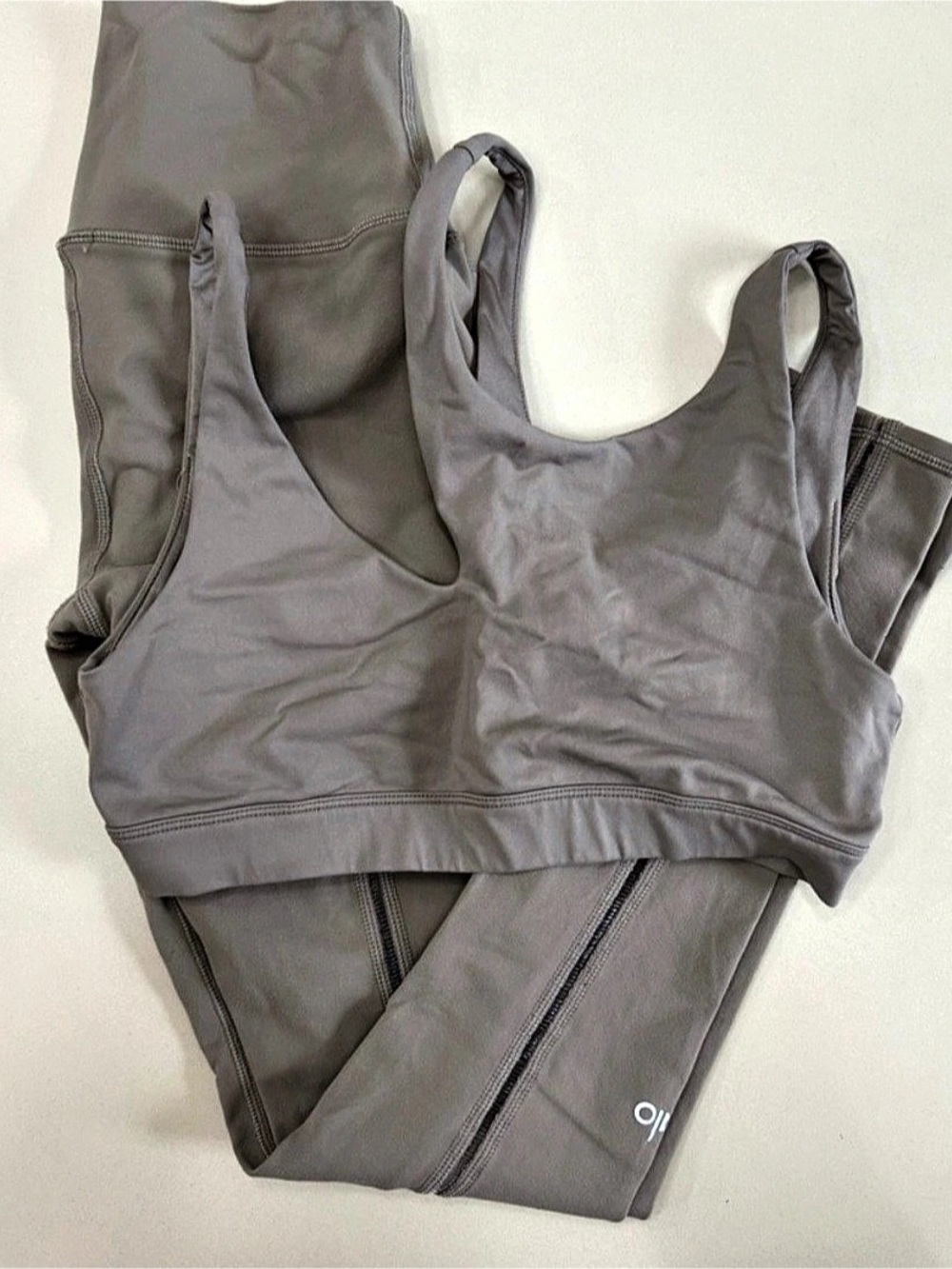 Alo Yoga taupe Athletic Tank Top med and leggings sm